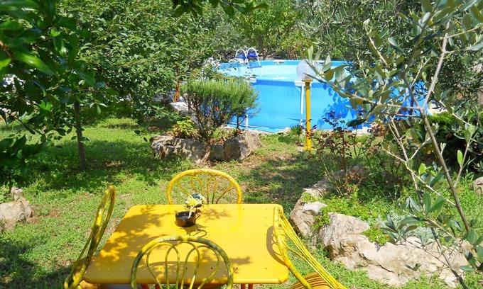 Sutomiscica Apartment | Apartments Branimir, (12565), Sutomišćica, Croatia