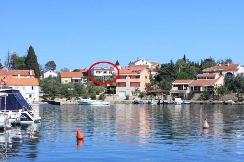 Lukoran Apartment | Apartments by the sea Lukoran (Ugljan) - 8475