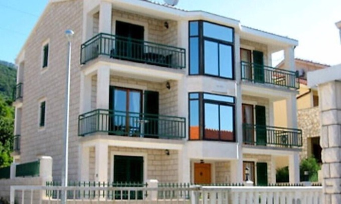 Stankovici Apartment | Apartments Desiree, (10139), Orebic, hr