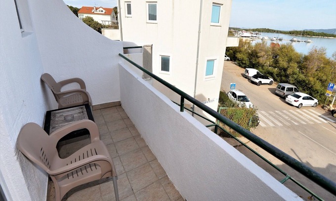 Murter Apartment | Apartments Helena - One bedroom apartment with Balcony and Sea View