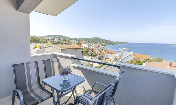 Razanj Apartment | Apartments Katic (56891-A4) - Razanj