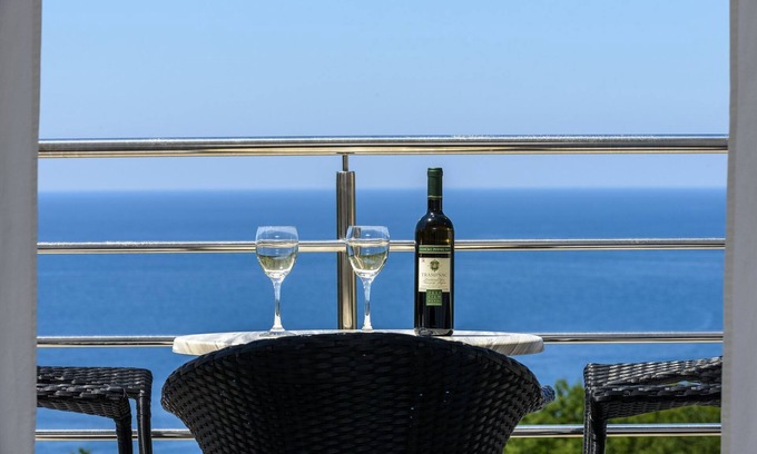 Plat Apartment | Apartments Maris-Comfort One Bedroom Apartment with Terrace and Sea view