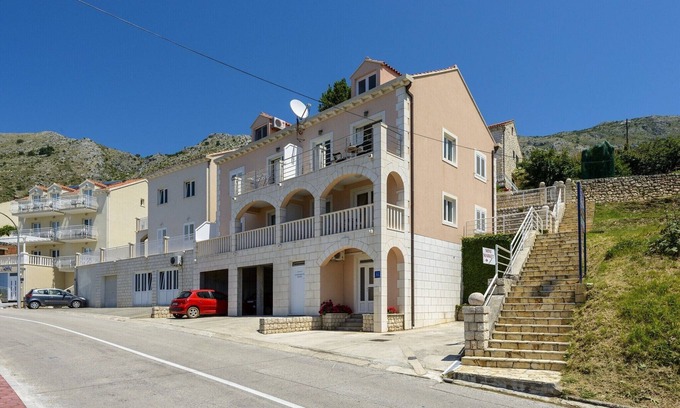 Plat Apartment | Apartments Maris-Superior One Bedroom Apartment with Terrace and Sea view