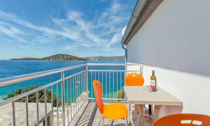 Razanj Apartment | Apartments Na Obali Mora (18721-A5) - Razanj