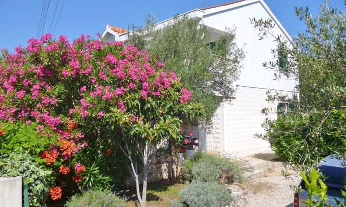 Zdrelac Apartment | Apartments Suzana, (14190), Ždrelac, hr