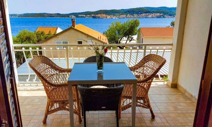 Kuciste Apartment | Apartments Tatjana (51321-A3) - Kuciste