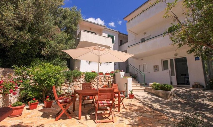 Igrane Apartment | Apartments Toni One