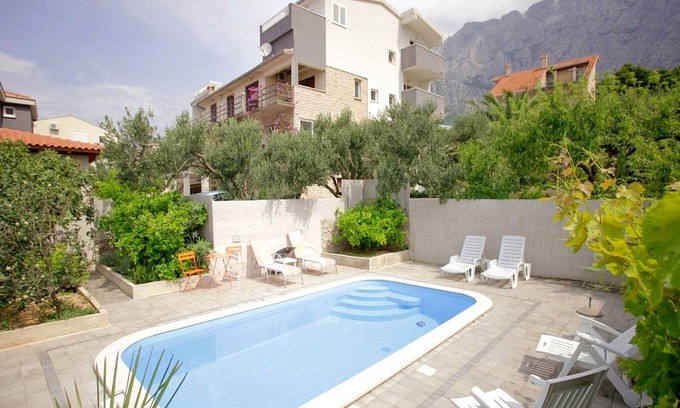 Zelenka Apartment | Apartments Velimir, (13846), Makarska, hr