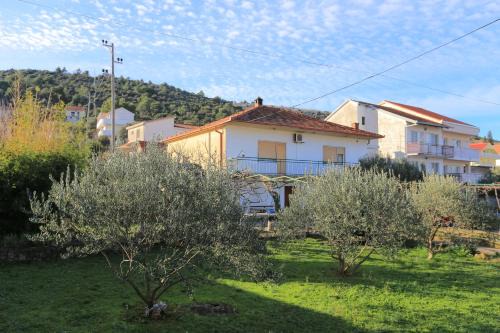 Marina Apartment | Apartments with a parking space Marina, Trogir - 1093