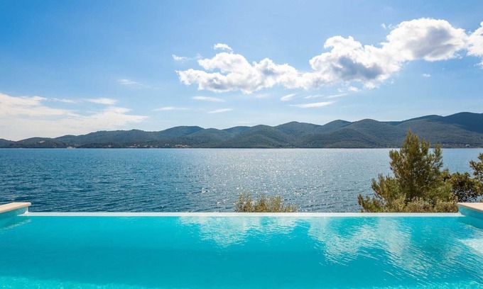 Viganj Villa | Beachfront Villa Maris with Infinity Pool