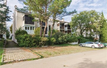 Cervar Porat Apartment | Beautiful home in Cervar Porat with WiFi and 1 Bedrooms in Cervar Porat