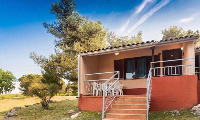 Kanegra House | Bungalow in the tourist village Kanegra