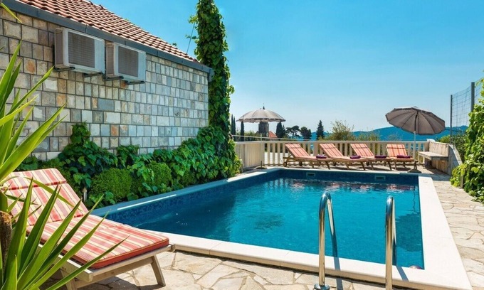 Trsteno Villa | Charming Trsteno Villa | Villa Mia | 3 Bedrooms | Private Pool | Sea Views