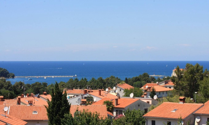 Brulo Apartment | Chopin offers two bedrooms, two bathrooms, two loggias, sea views, top location