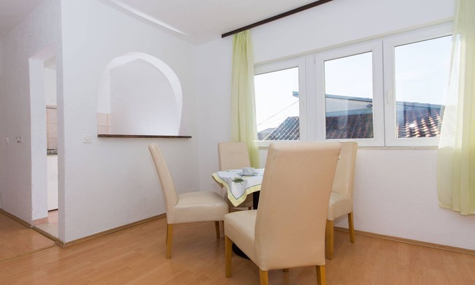 Okrug Gornji Apartment | Cosy aparment Nikola II.
