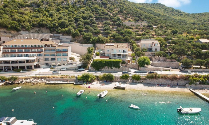 Zaton Apartment | Cozy apartment in Zaton mali with WiFi