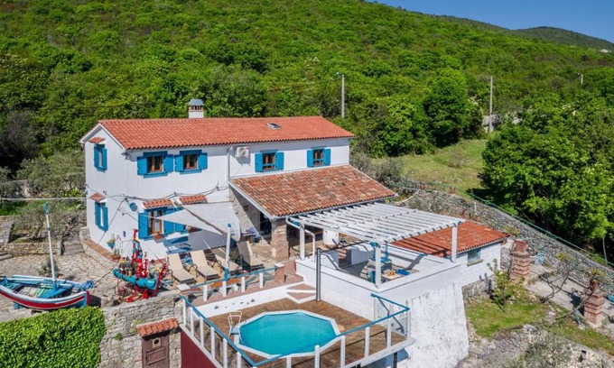 Crni House | Crni in Crni - Haus für 6 Personen