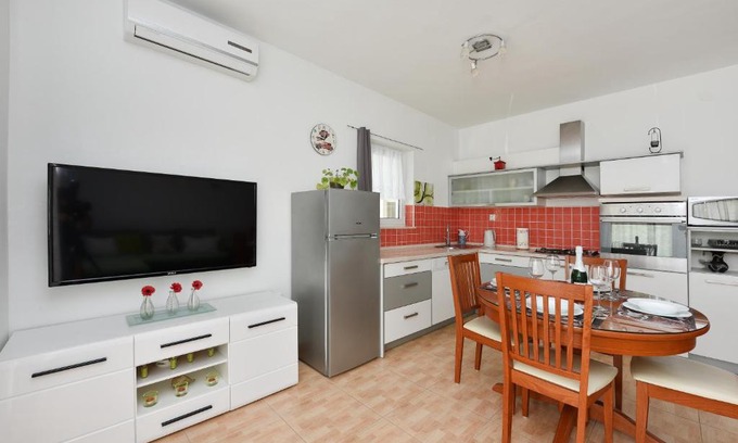 Srima Apartment | DS Apartments
