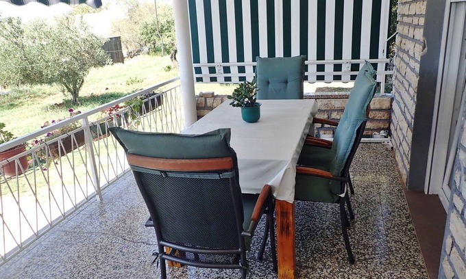 Starigrad Apartment | Holiday apartment mit Klimaanlage und Terrasse