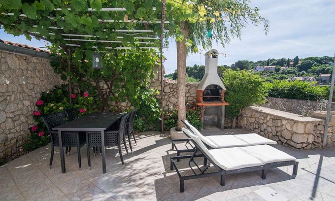 Veli Losinj Apartment | Holiday apartment mit Terrasse und Klimaanlage