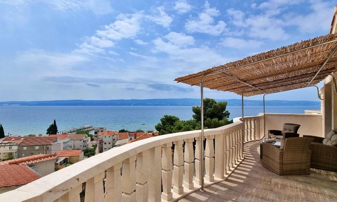 Duce Apartment | Holiday apartment Omiš for 1 - 5 persons with 2 bedrooms - Holiday apartment