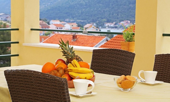 Grebastica House | Holiday apartment Sibenik for 1 - 6 persons with 2 bedrooms - Holiday house