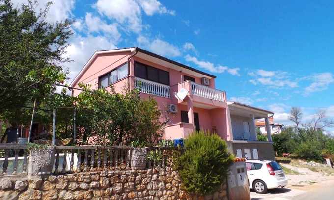 Ravni Apartment | Holiday apartment with sea view