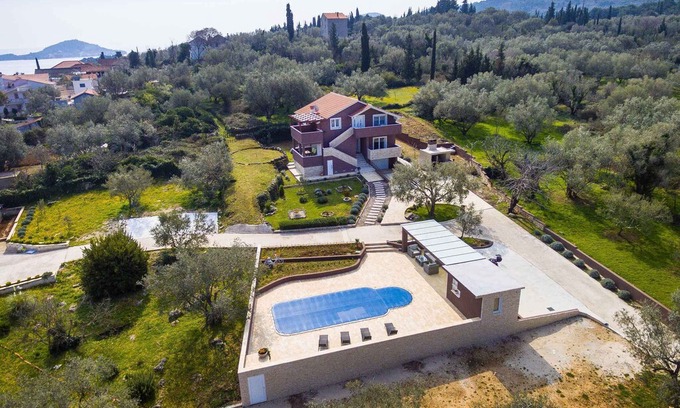 Preko Apartment | Holiday apartment with Pool