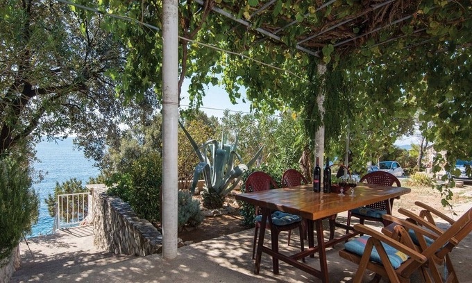 Orebic House | Holiday Home Jadranka - Three Bedroom Holiday Home with Terrace and Sea View