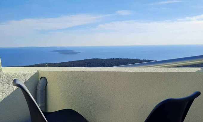 Cres House | Holiday home mit Klimaanlage und Meerblick