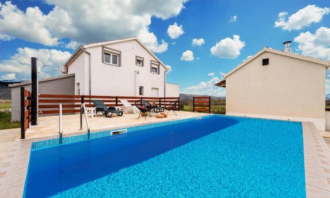 Trilj House | Holiday Home Romeo
