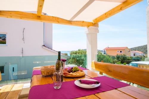 Sevid Apartment | Holiday Home Sevid