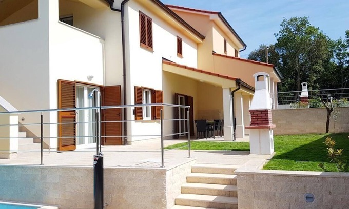 Banjole House | Holiday house Banjole for 1 - 10 persons with 4 bedrooms - Holiday home