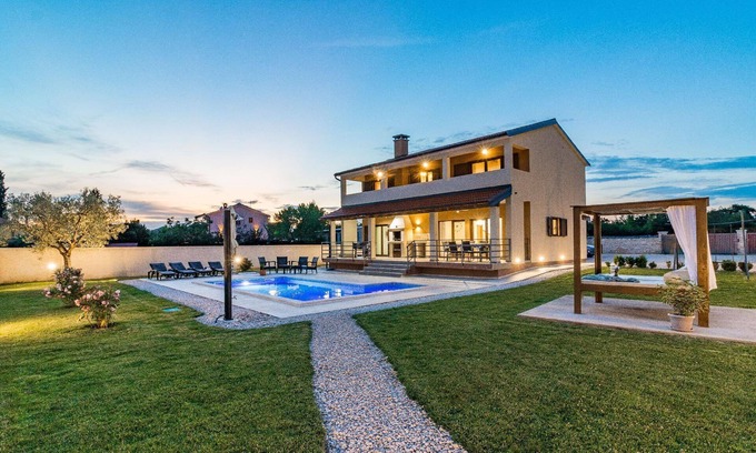 Svetvincenat House | Holiday house Juršići for 1 - 6 persons with 3 bedrooms - Holiday home