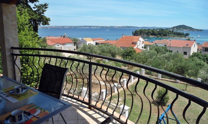 Preko House | Holiday House Klarin with Sea View