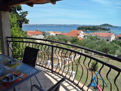 Preko House | Holiday House Klarin with Sea View
