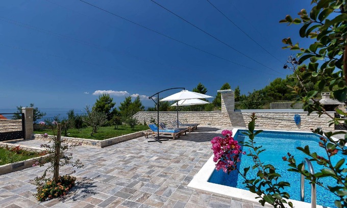 Zelenka House | Holiday house Makarska for 1 - 8 persons with 3 bedrooms - Holiday house