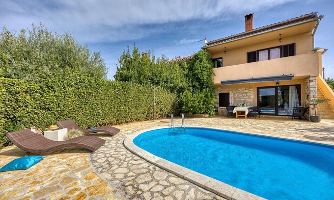 Sveti Lovrec House | Holiday House Marinela