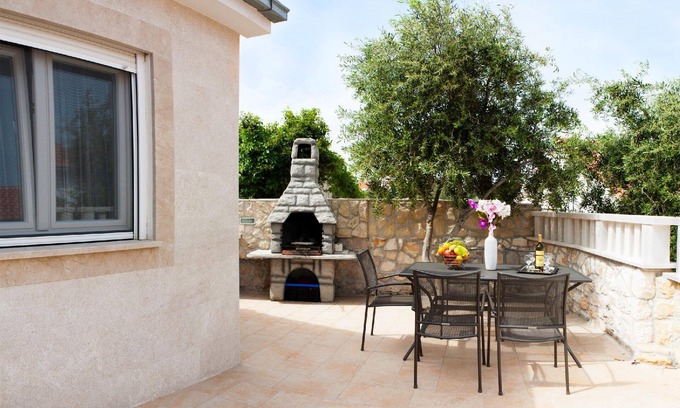 Sevid House | Holiday house Sevid for 1 - 6 persons with 2 bedrooms - Holiday home