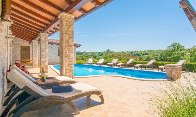 Kujici House | Holiday house Villa Lorena - private pool: - Barban, Istria, Croatia