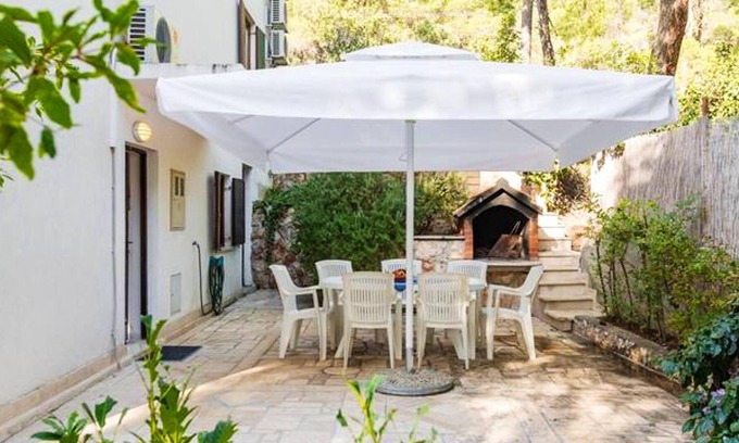 Zavala Apartment | Homerez - Nice appartement for 4 ppl. at Jelsa
