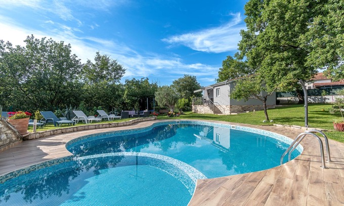 Jezenj House | House Nina (120611-K1) - Pazin