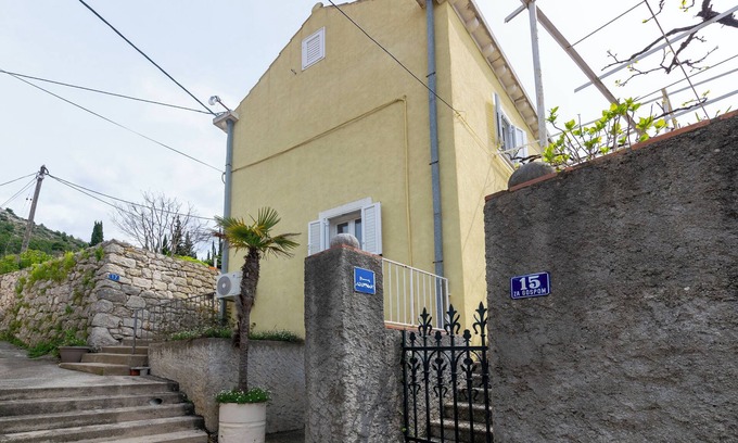 Trsteno House | House Villa Marija (103571-K1) - Trsteno