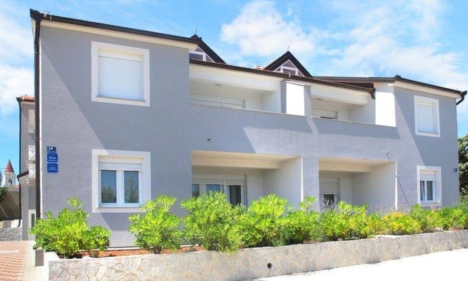 Ugljan Apartment | Ivor