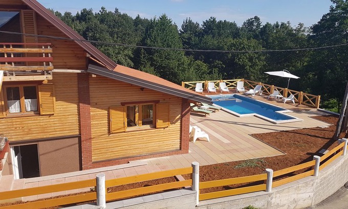 Gornje Dubrave House | Mala Villa Rebeka in Gornje Dubrave