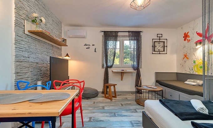 Znjan Apartment | Modern Cave by Interhome