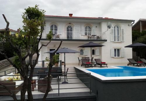 Klenovica Apartment | My Day House App2