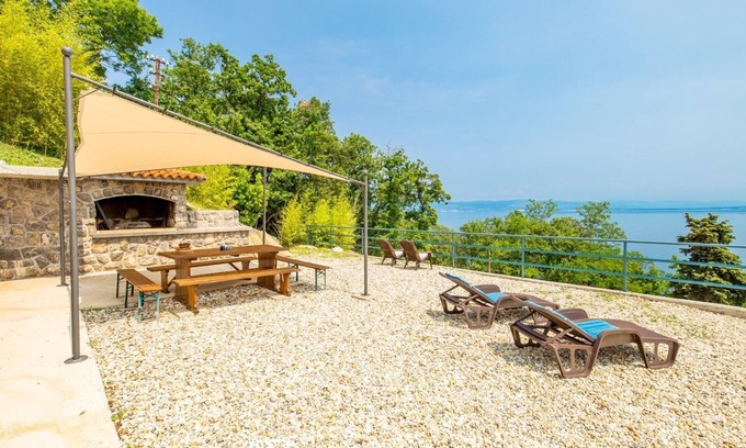Obrs Apartment | One bedroom apartment with terrace and sea view Mošćenička Draga, Opatija (A-7766-c)