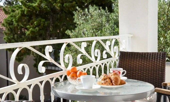 Stari Grad Apartment | One bedroom apartment with balcony and sea view Stari Grad, Hvar (A-22629-c)