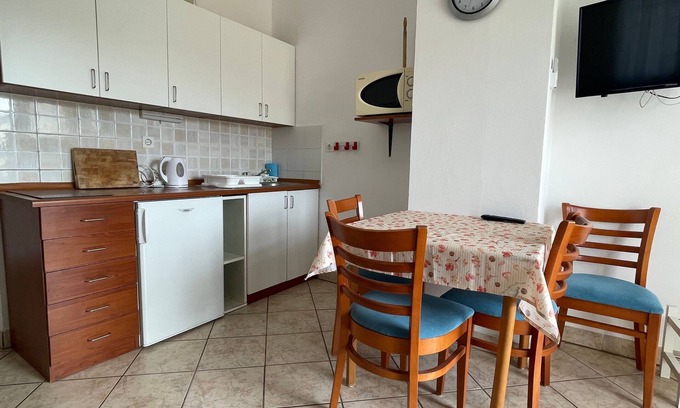 Susica Apartment | One bedroom apartment with terrace Sabunike, Zadar (A-6258-c)